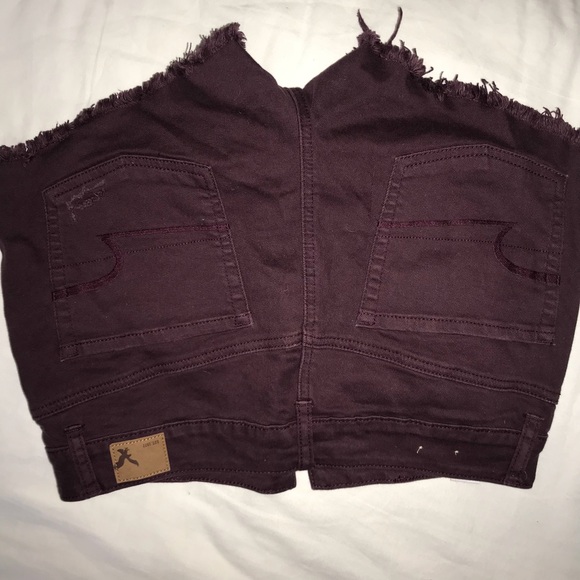 American Eagle Maroon high waisted jean shorts - Picture 2 of 2